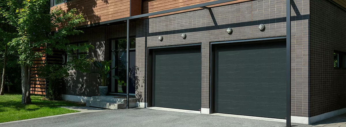 Portes de garage et accessoires à Laval | Les Portes JPR